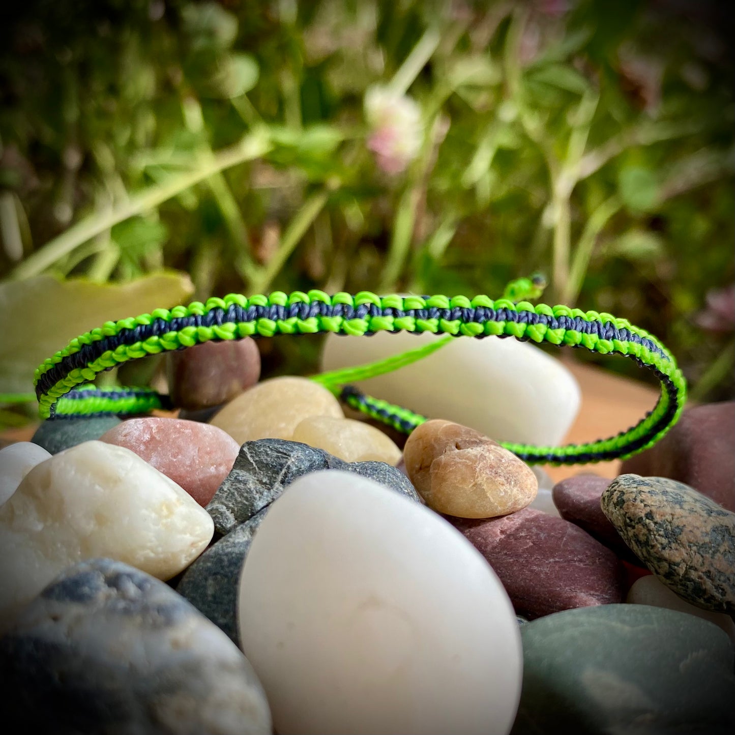 Armband - neongrün & dunkelblaues
