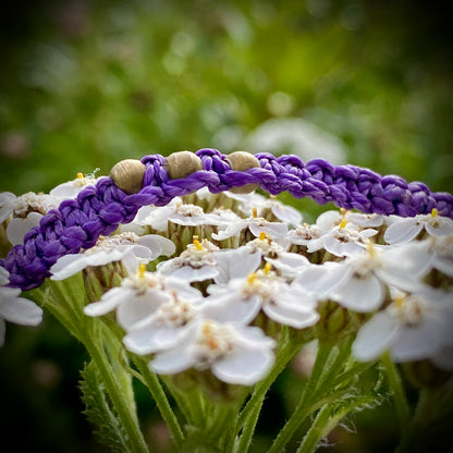 Armband - Violettes mit Goldenen Perlen